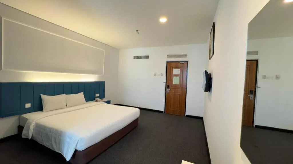 Bed in Hotel Continental Penang