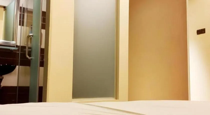 Bed in i-Hotel @ Johor Bahru