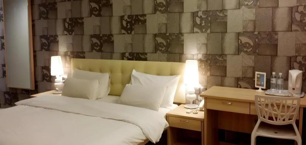 Bed in i-Hotel @ Johor Bahru