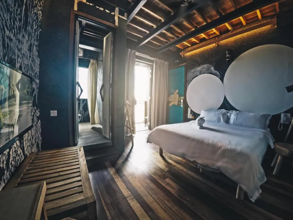 Bed in The Happy 8 Retreat @ Kuala Sepetang