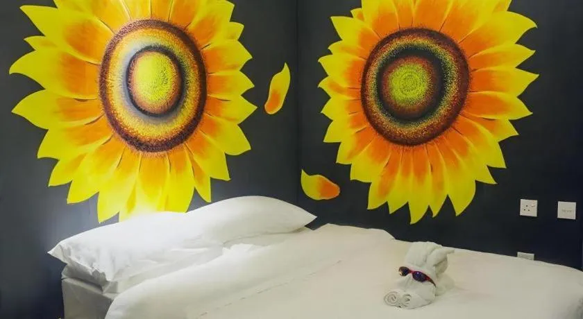 Bed in The Happy 8 Retreat @ Kuala Sepetang