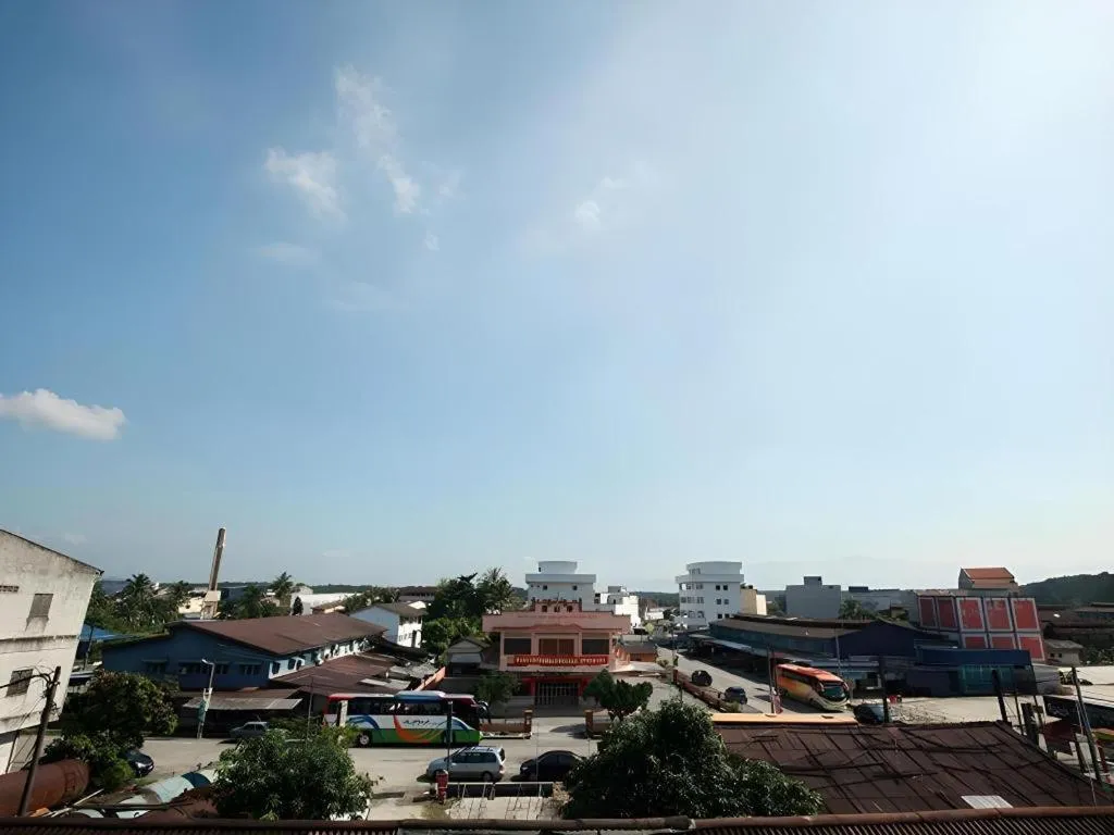 The Happy 8 Retreat @ Kuala Sepetang