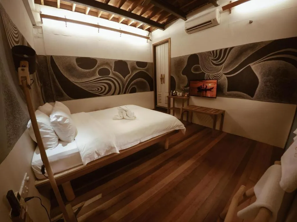 Bed in The Happy 8 Retreat @ Kuala Sepetang