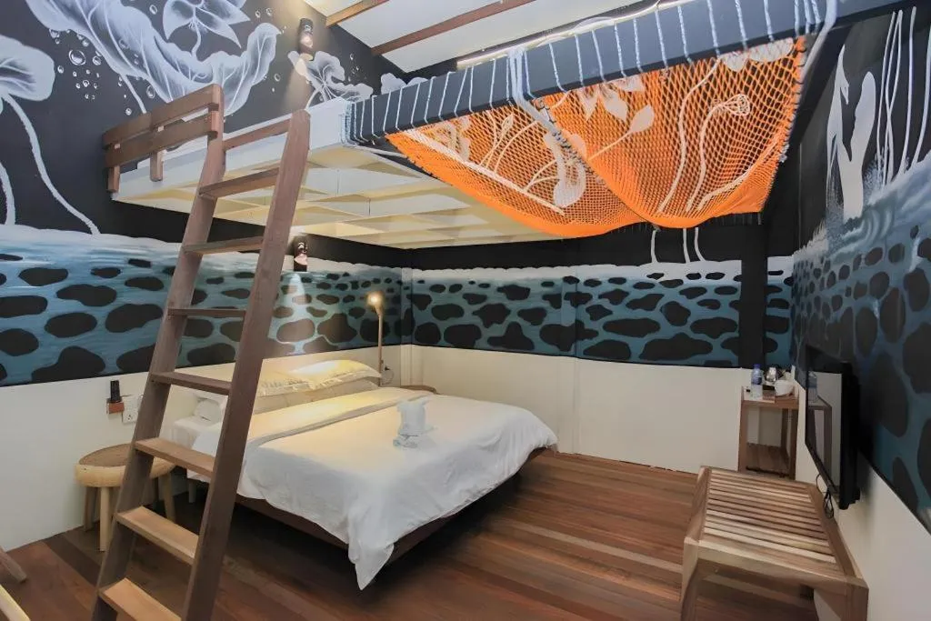 Bed in The Happy 8 Retreat @ Kuala Sepetang