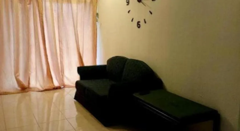 Hotel Centrepoint (Self Check In After 5PM)