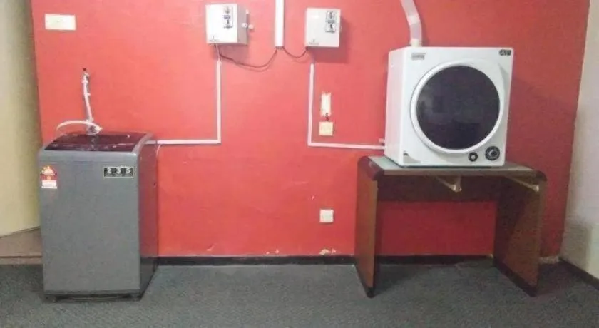 Hotel Centrepoint (Self Check In After 5PM)