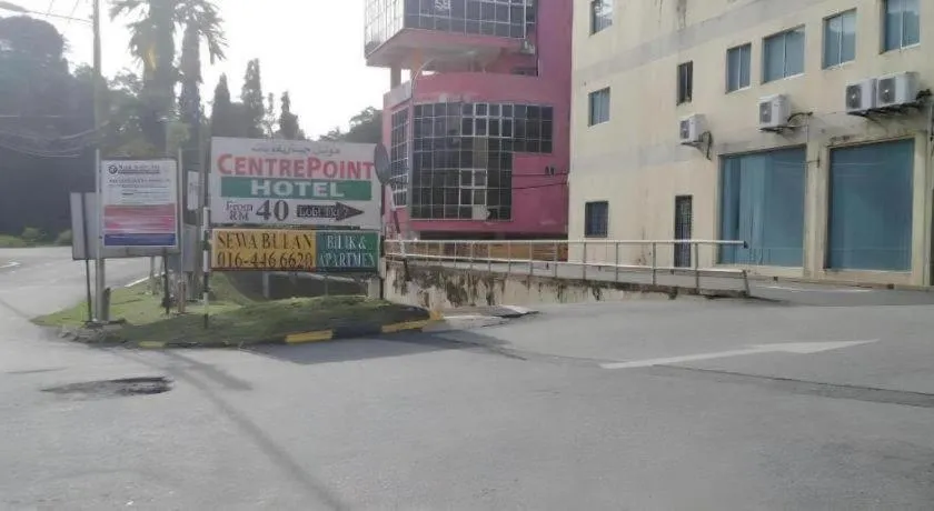 Hotel Centrepoint (Self Check In After 5PM)