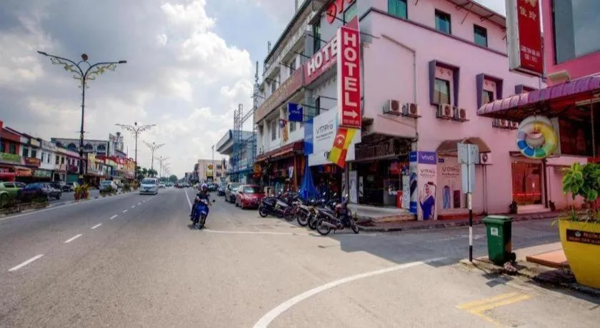 OYO 89895 Senses Budget Hotel