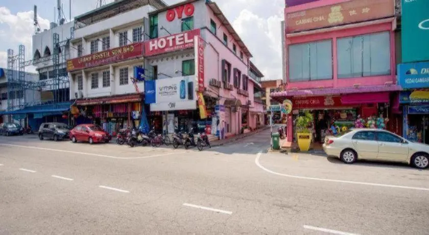 OYO 89895 Senses Budget Hotel