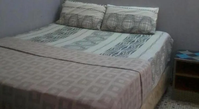 Bed in Sun Golden Inn