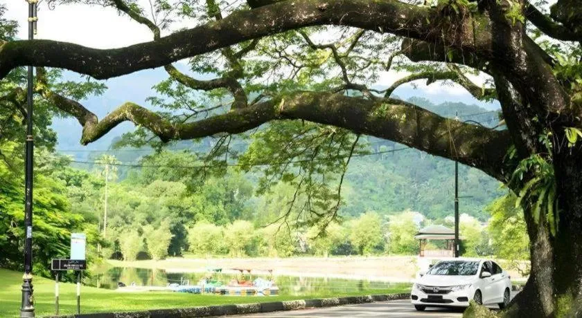 The Regency Hotel Seri Warisan