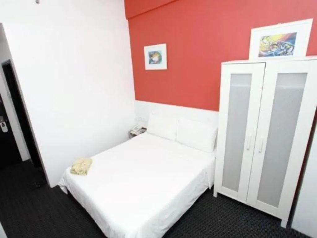 Bed in Capital O Ridel Hotel Kota Bharu