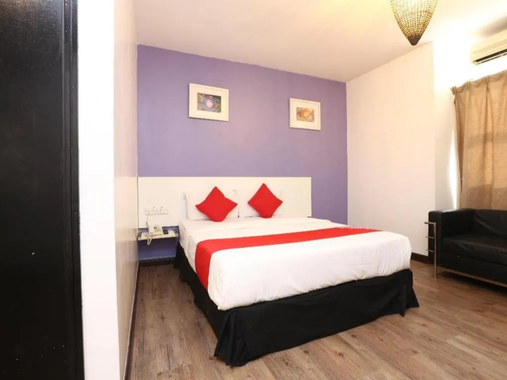 Bed in Capital O Ridel Hotel Kota Bharu