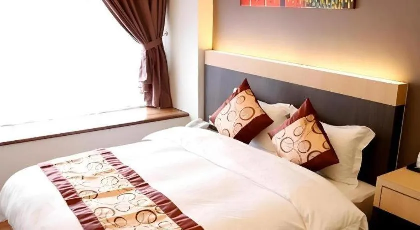 Bed in Lot 10 Boutique Hotel