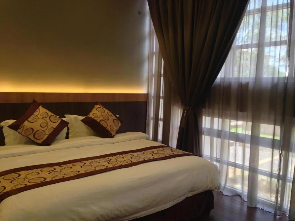 Bed in Lot 10 Boutique Hotel