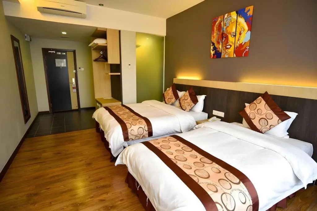 Bed in Lot 10 Boutique Hotel