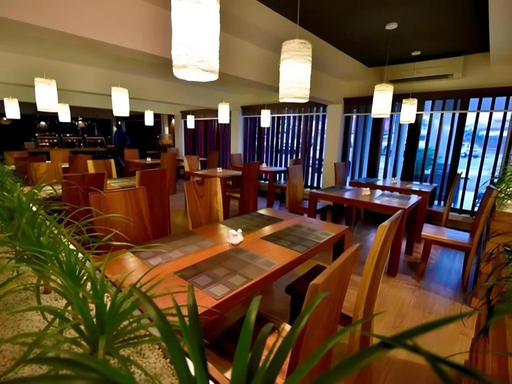 Lot 10 Boutique Hotel