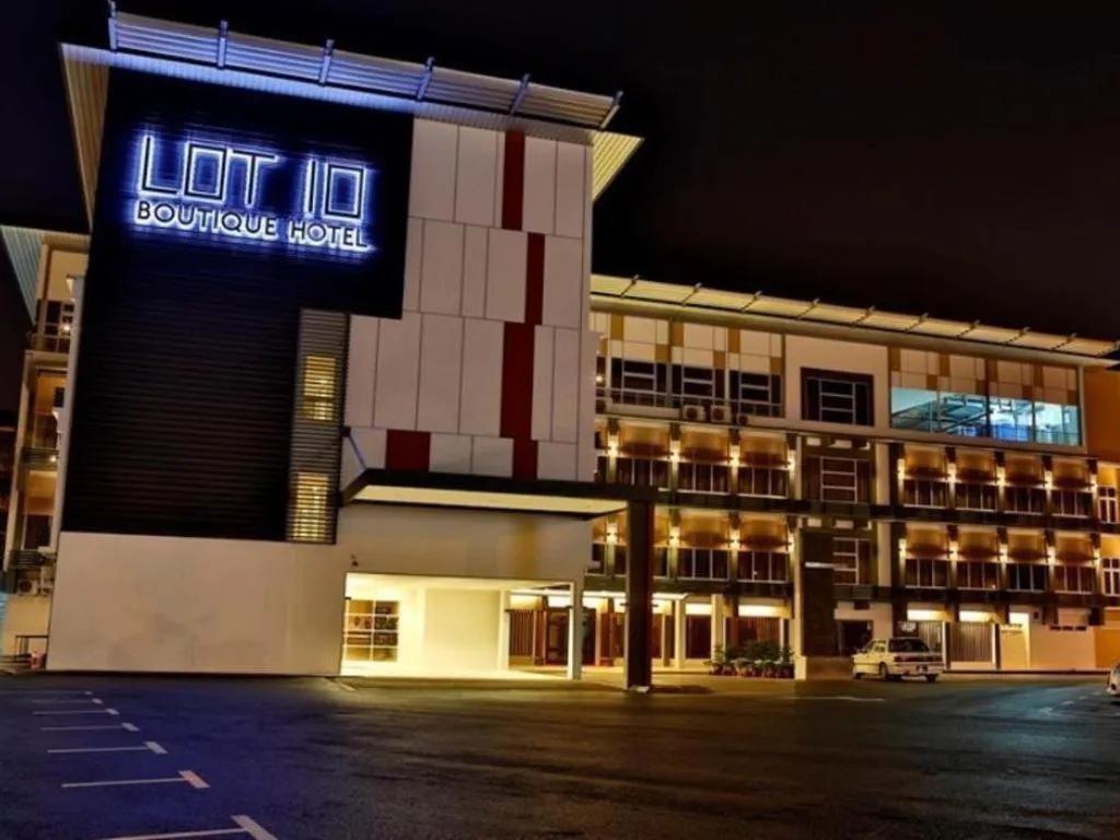 Lot 10 Boutique Hotel