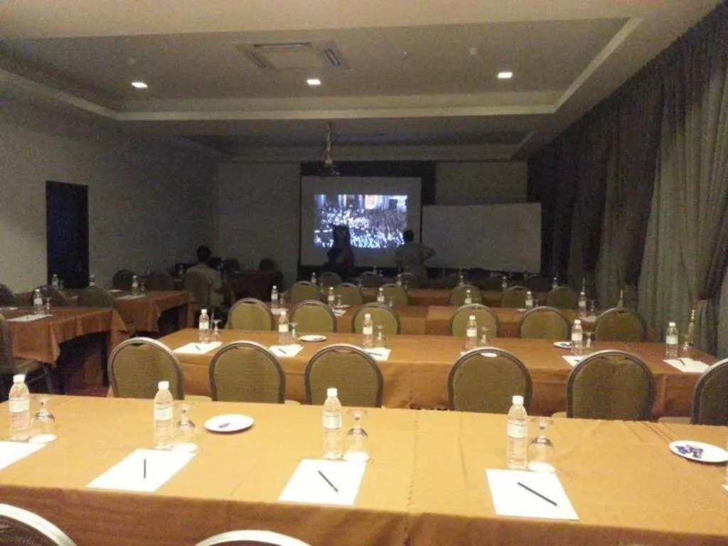 Lot 10 Boutique Hotel