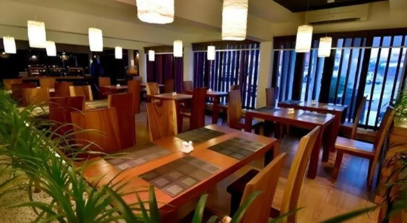 Lot 10 Boutique Hotel