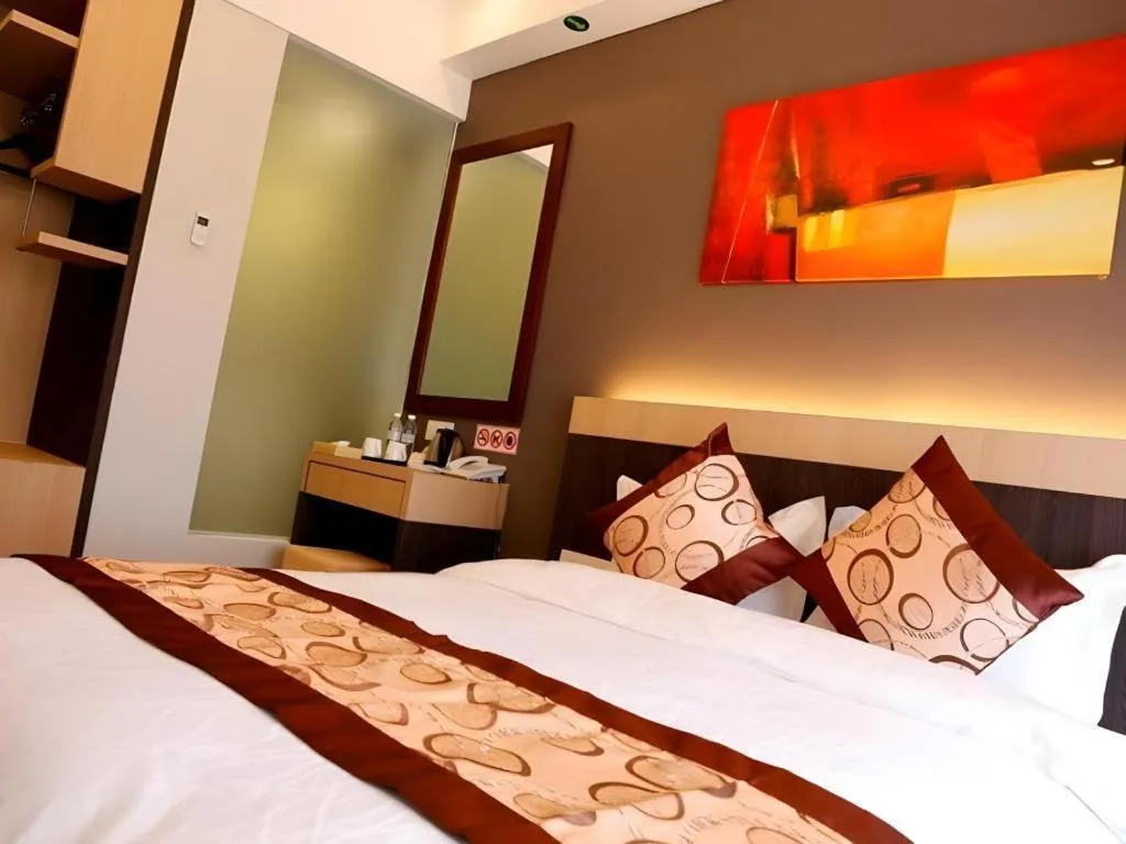 Bed in Lot 10 Boutique Hotel