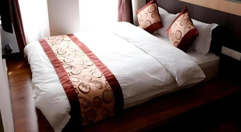 Bed in Lot 10 Boutique Hotel