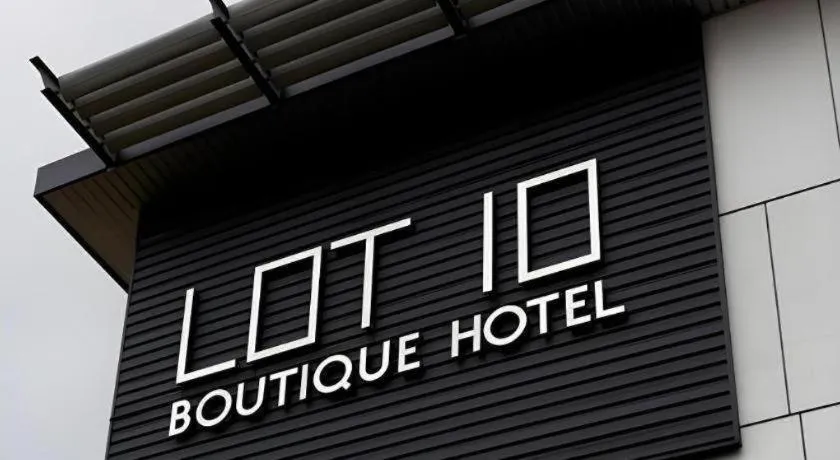 Lot 10 Boutique Hotel