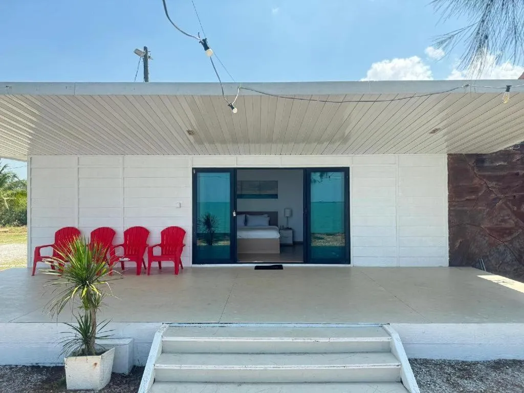 Rockbund Fishing Chalet