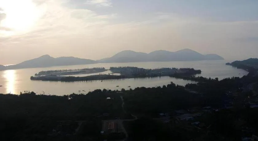 Rockbund Fishing Chalet