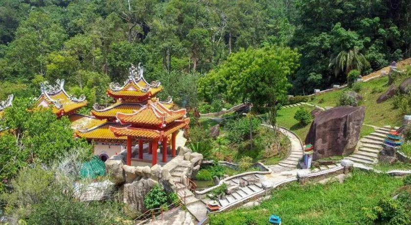 Rockbund Fishing Chalet