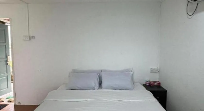 Rockbund Fishing Chalet