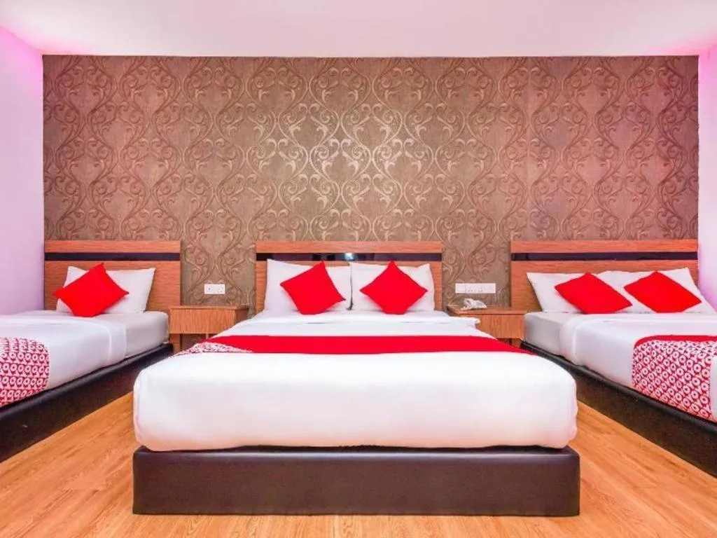 Bed in Hotel Aromas Kulai