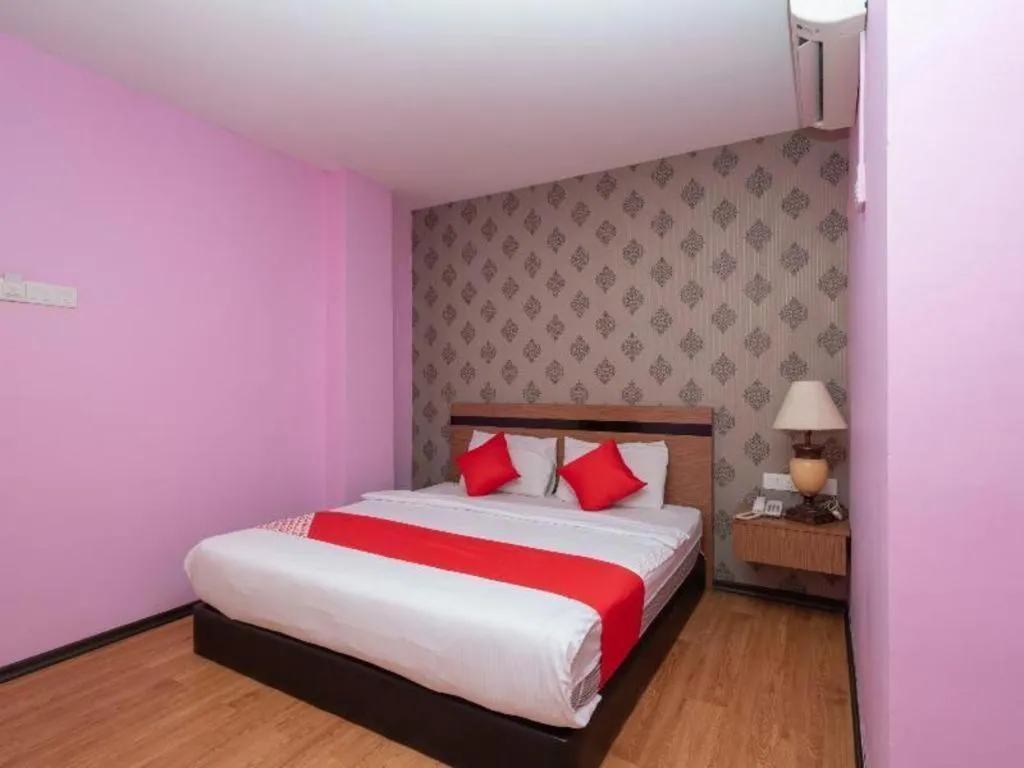 Bed in Hotel Aromas Kulai