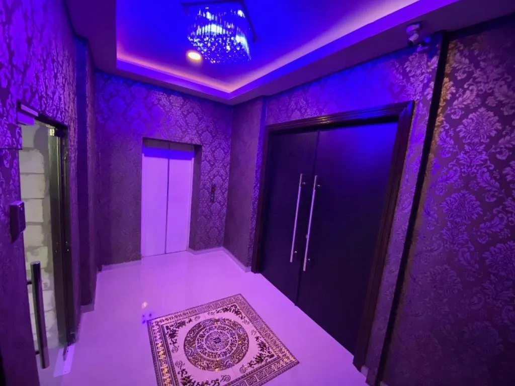 Bed in Sun Sega Hotel