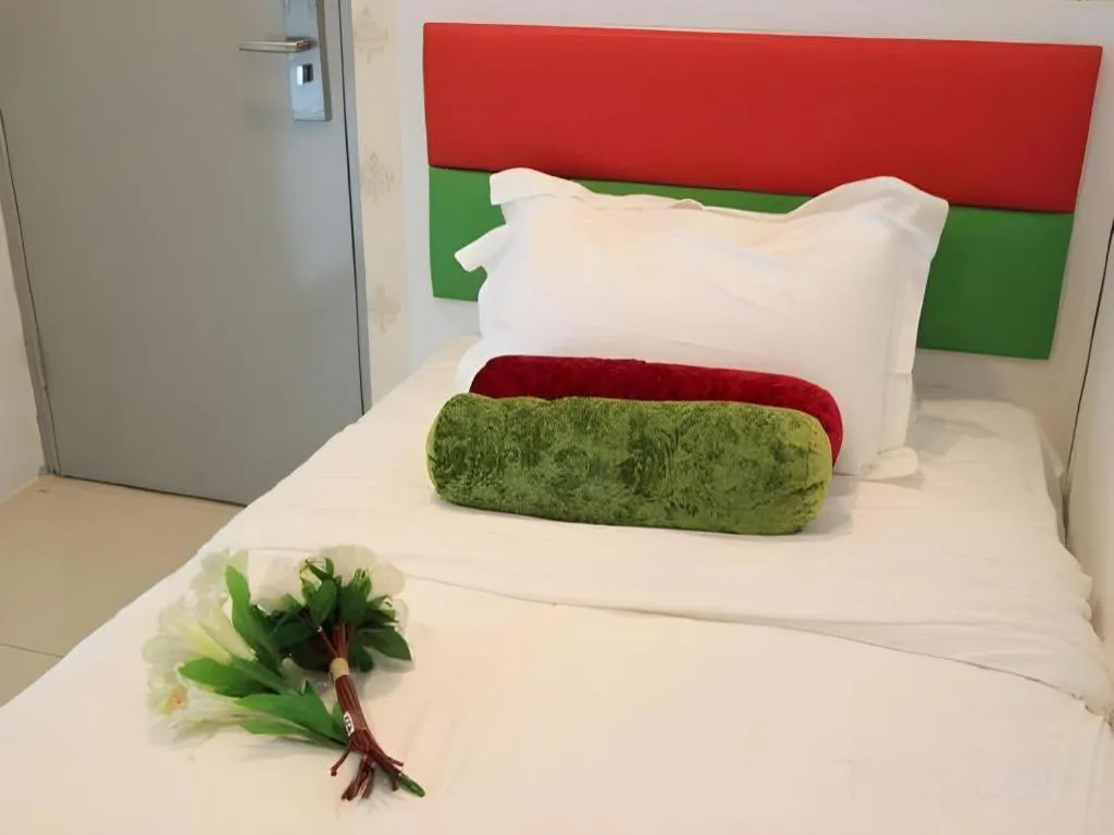 Bed in Le Garden Hotel Kota Kemuning Shah Alam