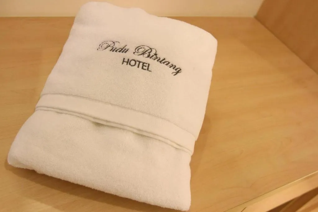 Bed in Hotel Pudu Bintang