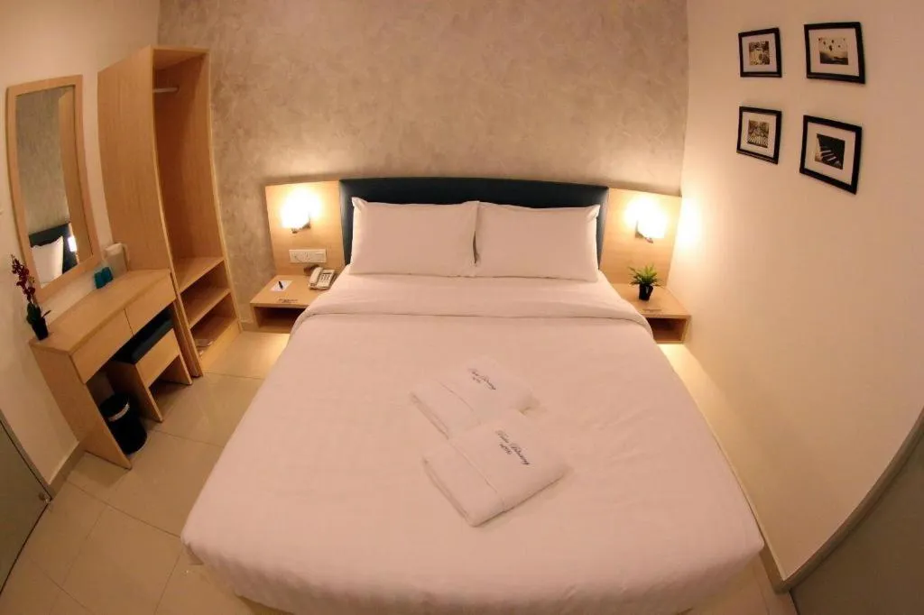 Bed in Hotel Pudu Bintang