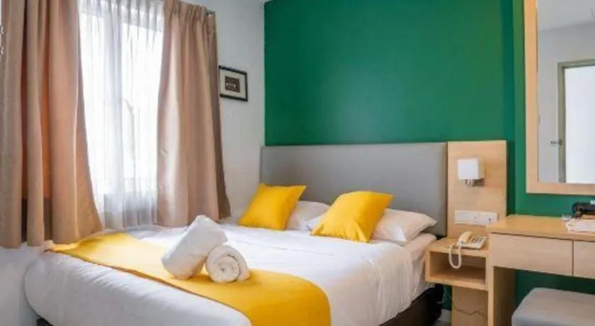 Bed in Hotel Pudu Bintang