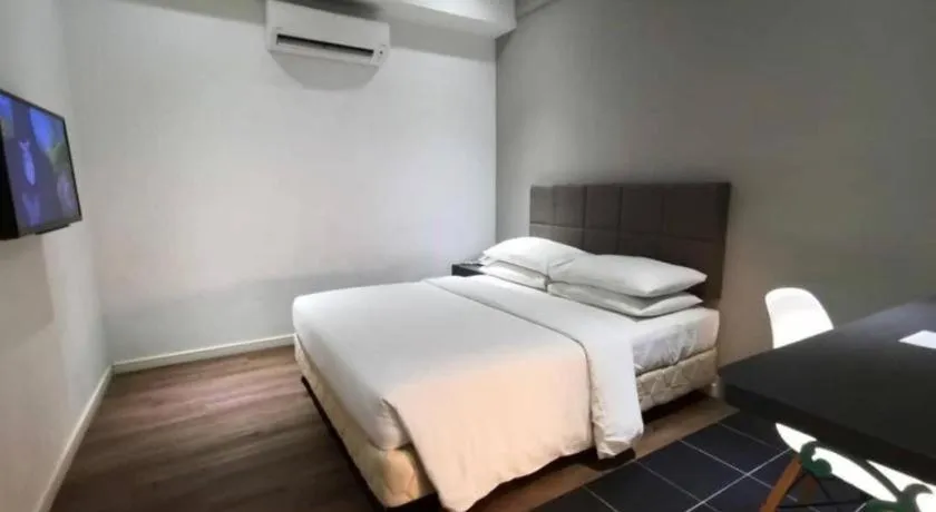 Bed in The Ardens Hotel - Austin