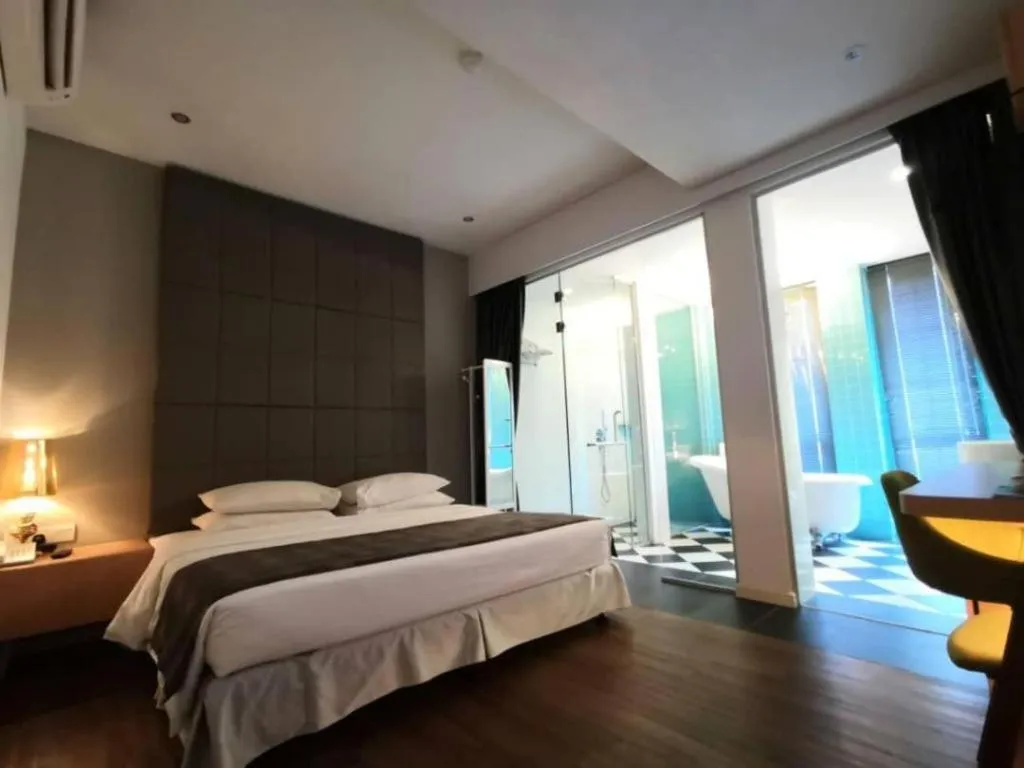 Bed in The Ardens Hotel - Austin