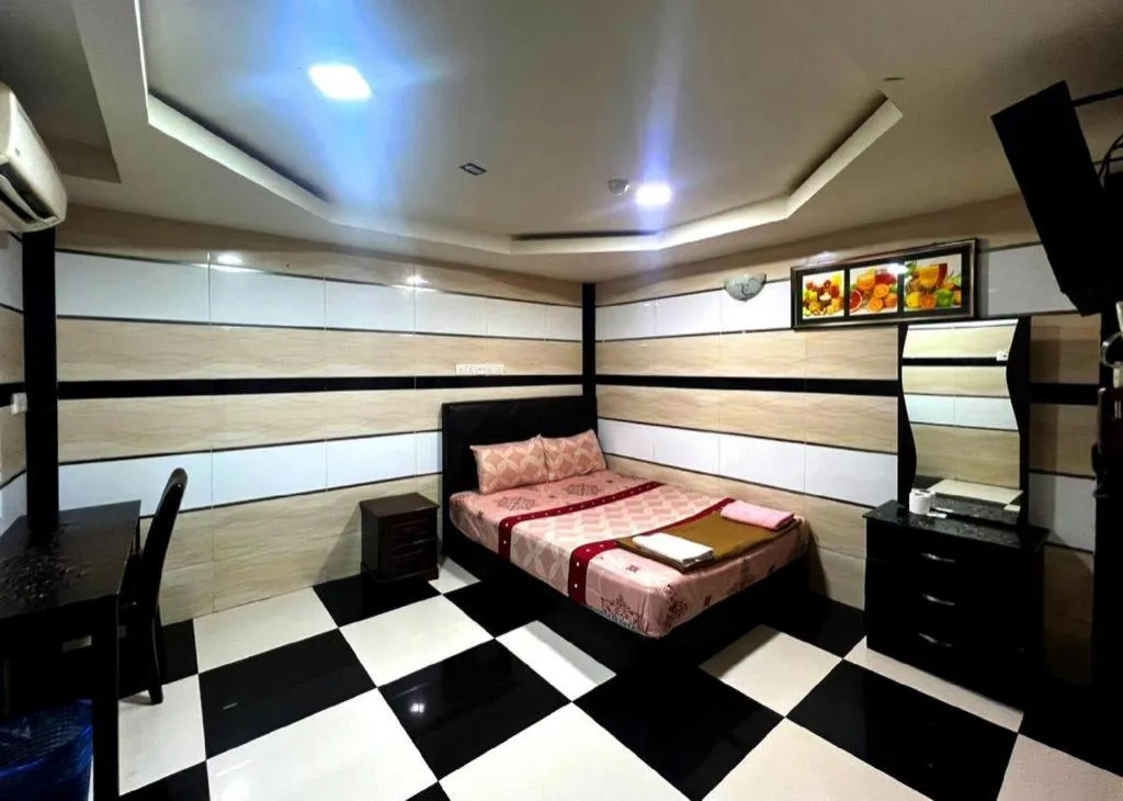 Bed in Kota Damansara Business Hotel