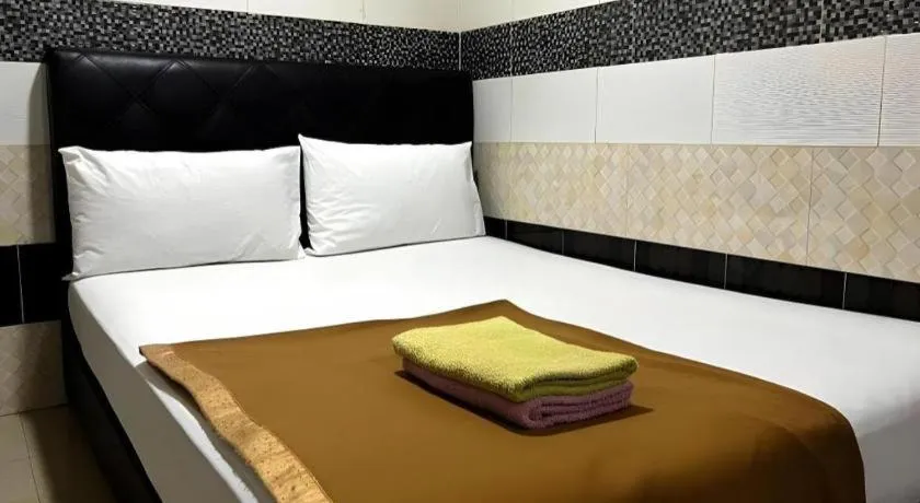 Bed in Shah Alam Business Hotel