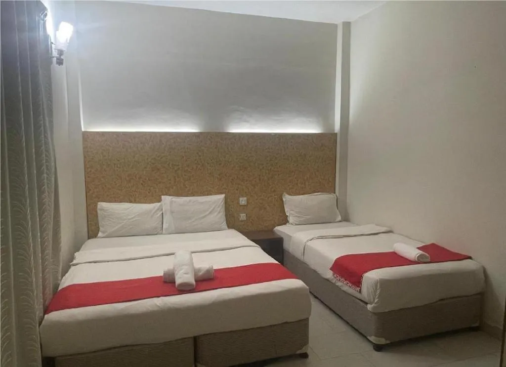 Bed in Hotel Grand Mutiara