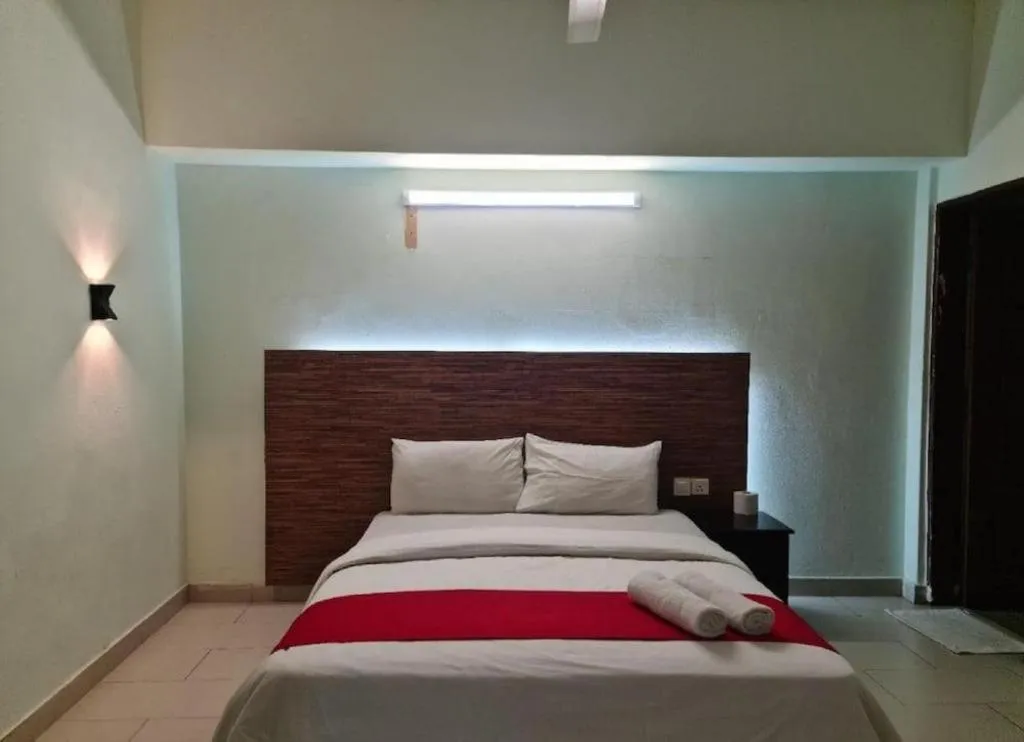 Bed in Hotel Grand Mutiara