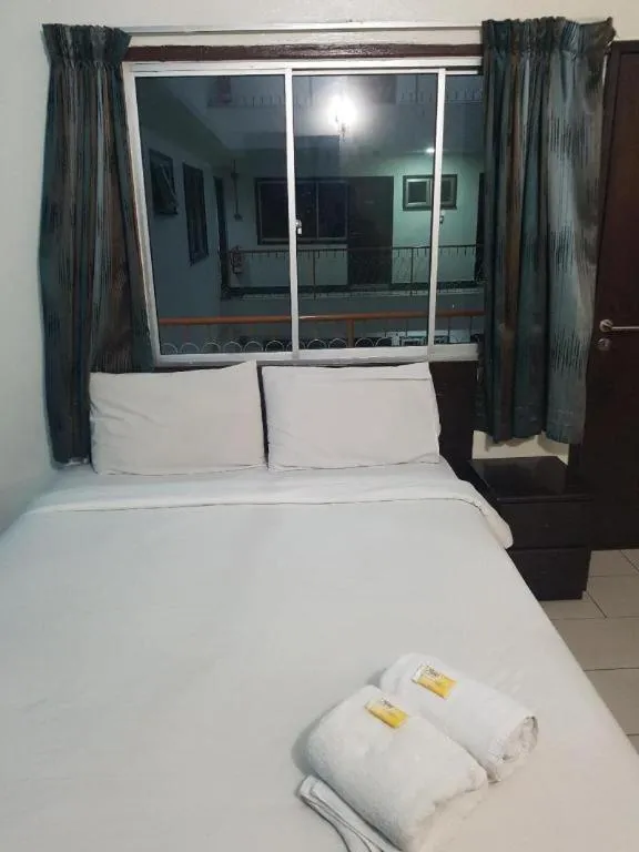 Bed in Hotel Grand Mutiara