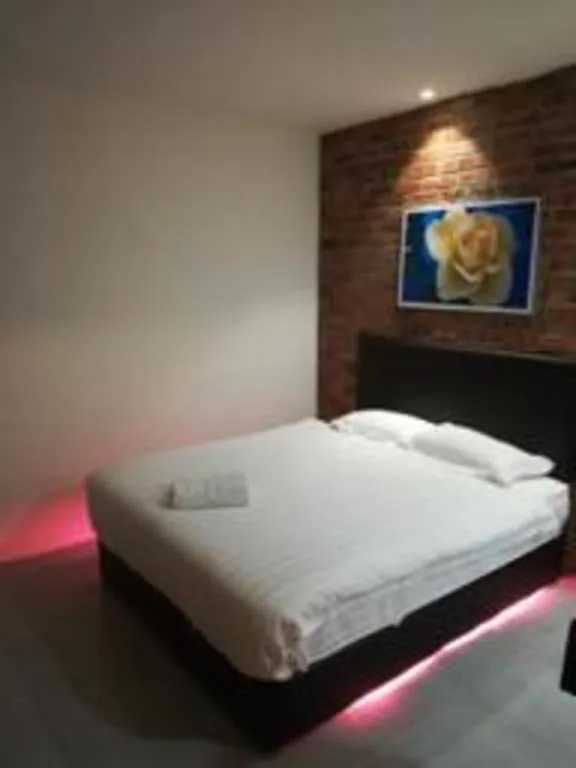 Bed in Rock & Roll Hotel Klang