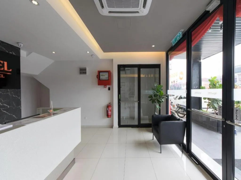 OYO 144 Sovotel Hotel Uptown 101