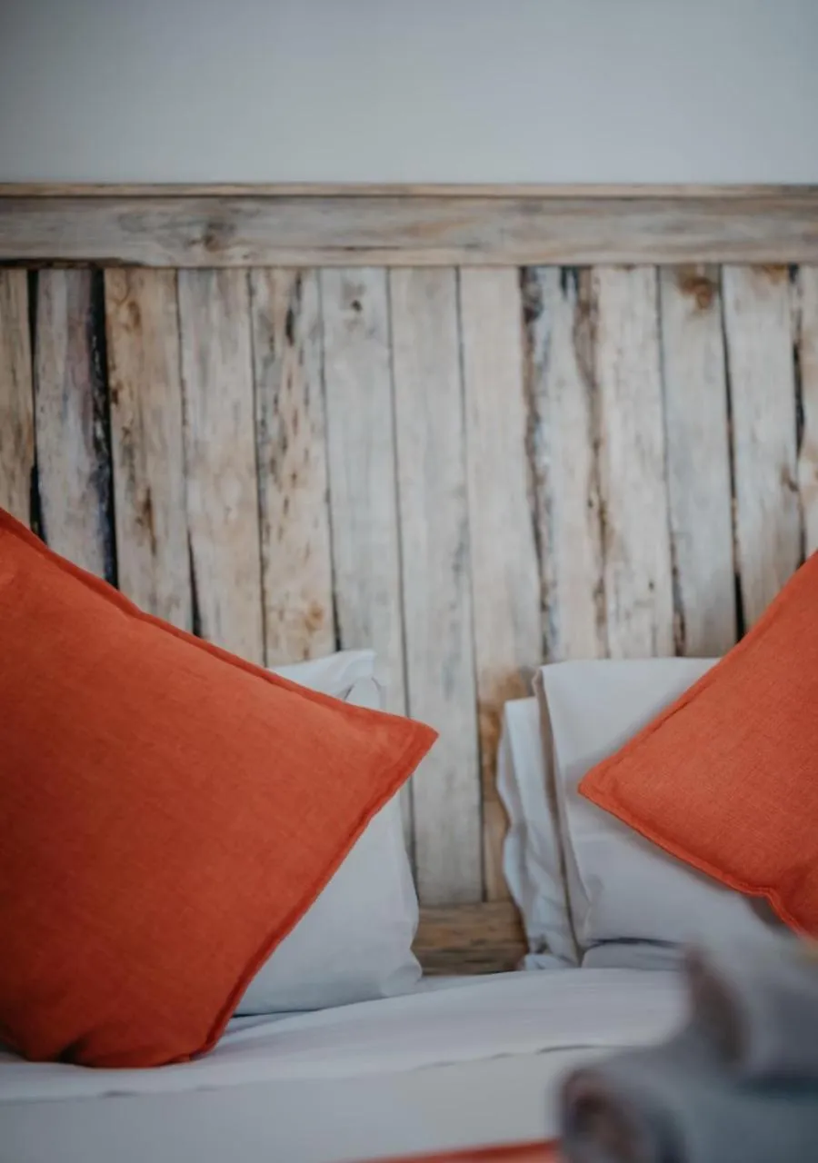 Bedroom, Bed in The Village Lodge