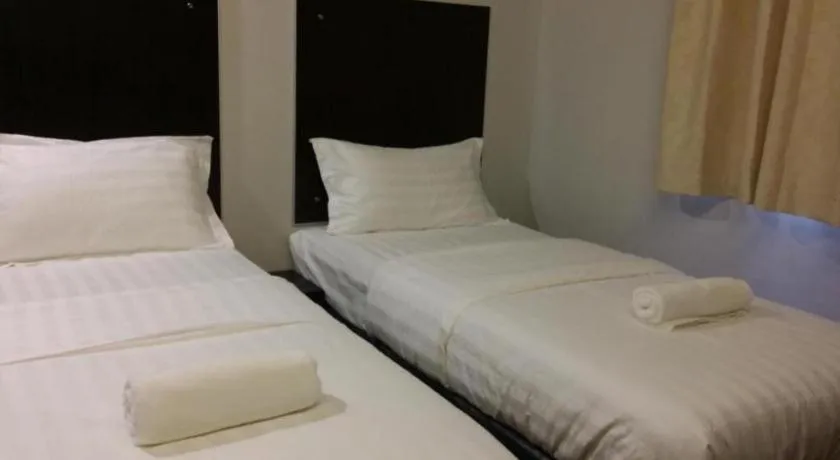 Bed in Portview Hotel