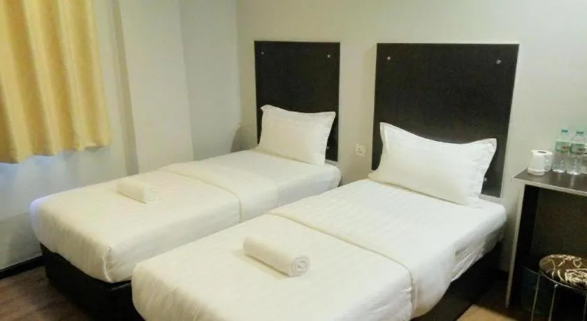 Bed in Portview Hotel